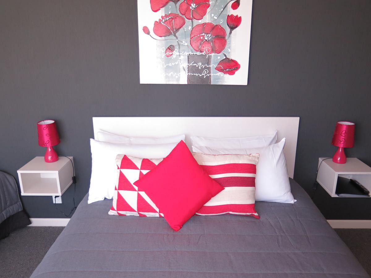 Mossburn Wheels And Reels Accommodation المظهر الخارجي الصورة