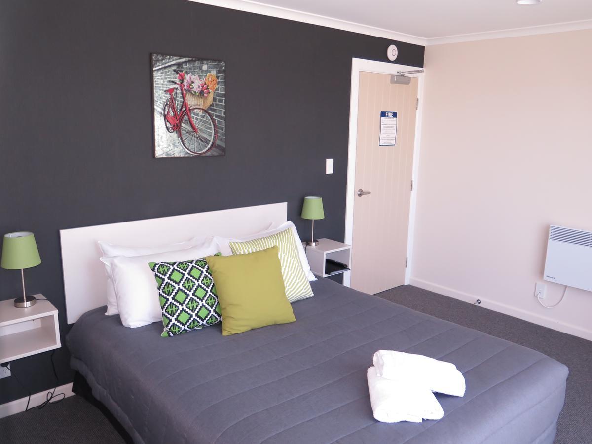 Mossburn Wheels And Reels Accommodation المظهر الخارجي الصورة